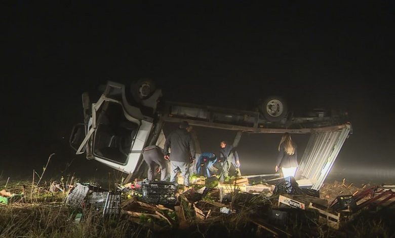 Camião cai da Ponte D. Luís em Santarém acidente sic mw 860