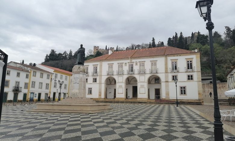 Câmara de Tomar em reunião camara praca da republica IMG 20220322 143524