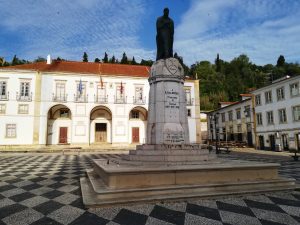 praca da republica gualdim pais camara IMG 20220514 080005