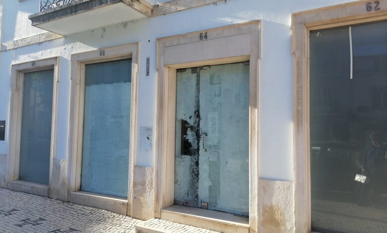 Caixas multibanco da antiga filial do Millennium foram retiradas IMG 20221001 171817