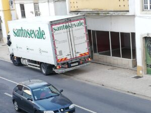 Sucedem-se os acidentes no cruzamento da Aral