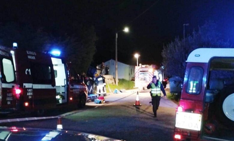 Colisão entre duas viaturas provocou dois feridos acid 43a6 a81c 015e9f50424a
