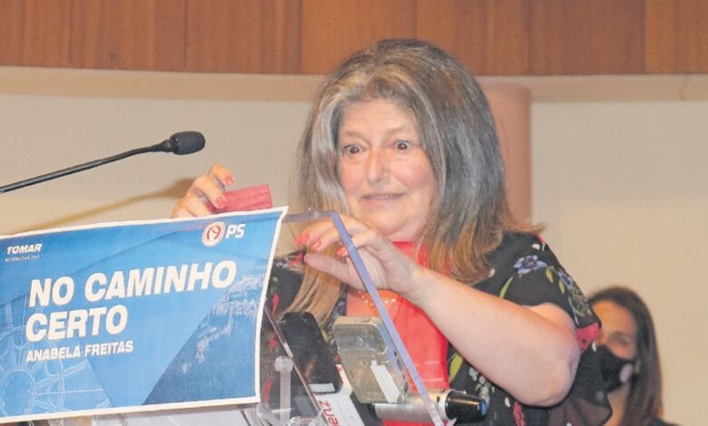 Anabela Freitas (PS) renuncia ao mandato de presidente da câmara anabela freitas