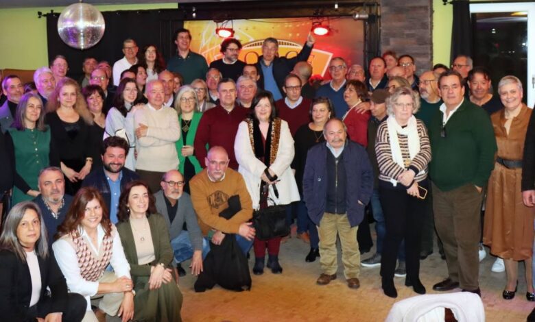 Antigos colaboradores juntam-se em convívio nos 40 anos da rádio Hertz radio 428c b934 9f9a98e59953