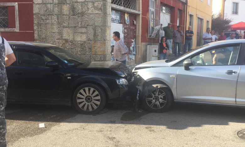 Colisão frontal provoca quatro feridos, um deles bebé acide 06477144 7929899261973058480 n