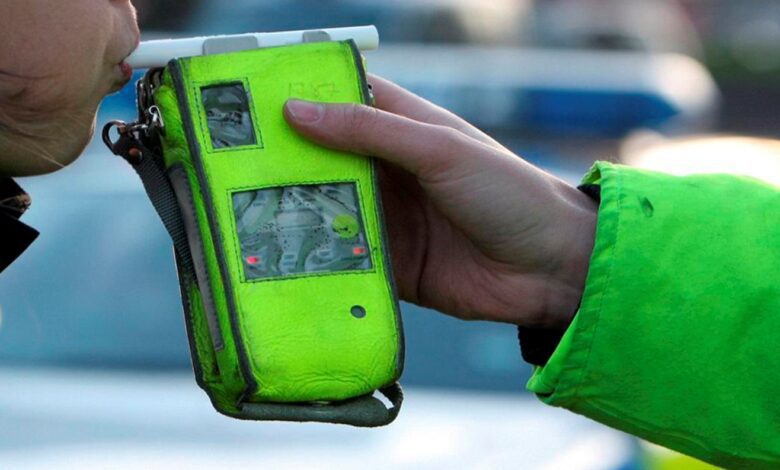 Homem condenado seis vezes por conduzir alcoolizado teste alcool balao