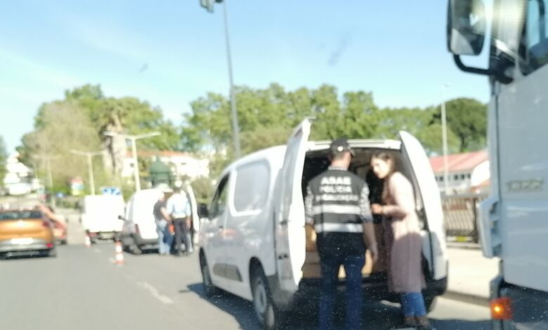 ASAE em ação no mercado abastecedor de Tomar ASAE mercado IMG 20240411 165141