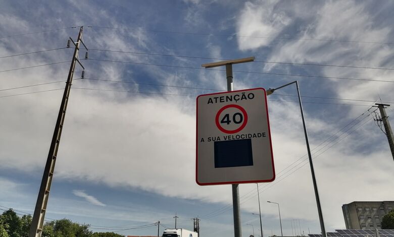 Radares Emoji instalados em frente ao hospital de Torres Novas radar TN IMG 20240525 102801