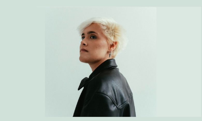 Cantora tomarense Caco tem um novo tema que promete animar o verão (c/ vídeo) caco