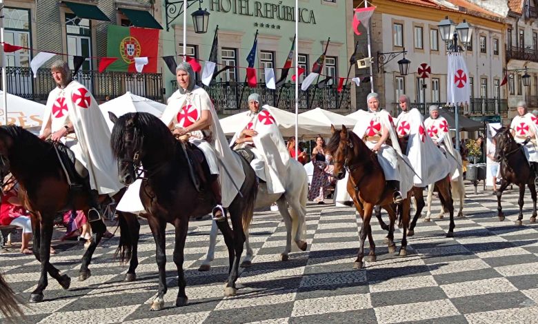 Festa Templária atrai milhares a Tomar (c/ fotos) festa templaria 5733141547 221787324115352182 n