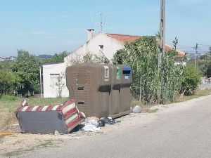 lixo IMG 20240703 103703