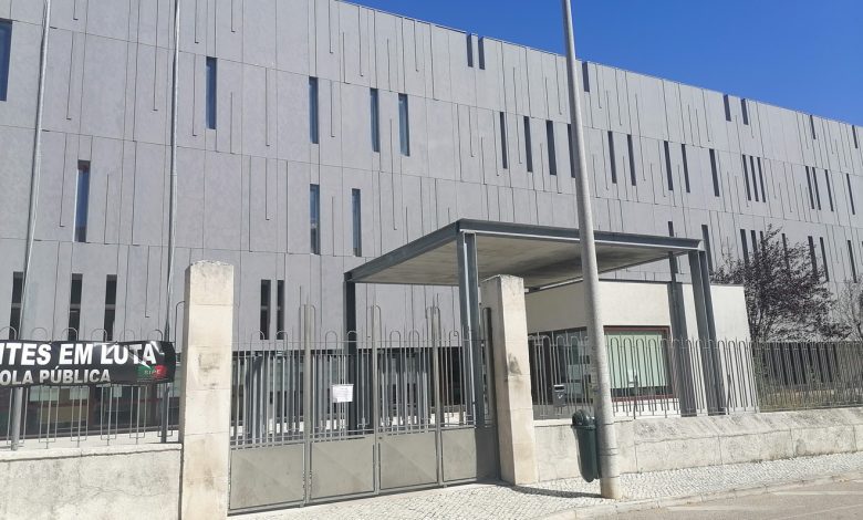 Escola Jácome Ratton encerrada ao público escola esjr IMG 20240819 161629