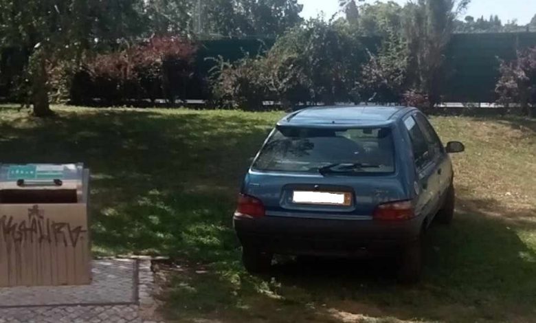 Estacionar em cima da relva estac f9 48f9 a684 48f2df458807