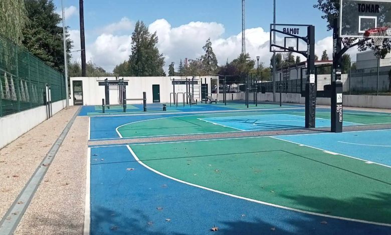 Cães defecam em espaço desportivo 55ec6df7 ffff 4c22 a00c e6a3cae2a2fa