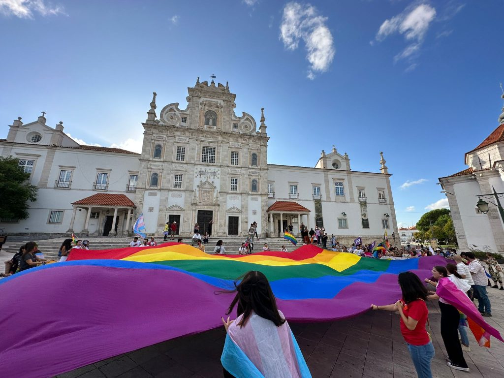 lgbt 9327350528 7391541561922760155 n