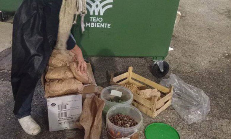 Feirantes indignados com pão e enchidos atirados para o lixo pao 23398670537635 1430047079811103680 n
