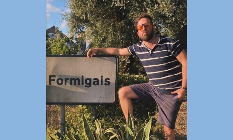 Ator que fez de António Variações regressa a sua terra natal barbas 789