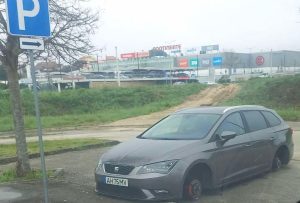 carro Messenger creation DEFBBDBB 3313 4DF9 B13D ECEC6ADEC940
