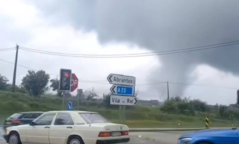 Tornado no Sardoal provoca estragos (c/ vídeos) tornado sardoal 25777523116676 5493069760845583584 n
