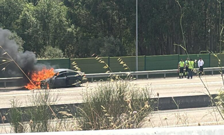 Carro ardeu no IC9 IMG 20250628 WA0003 Copia