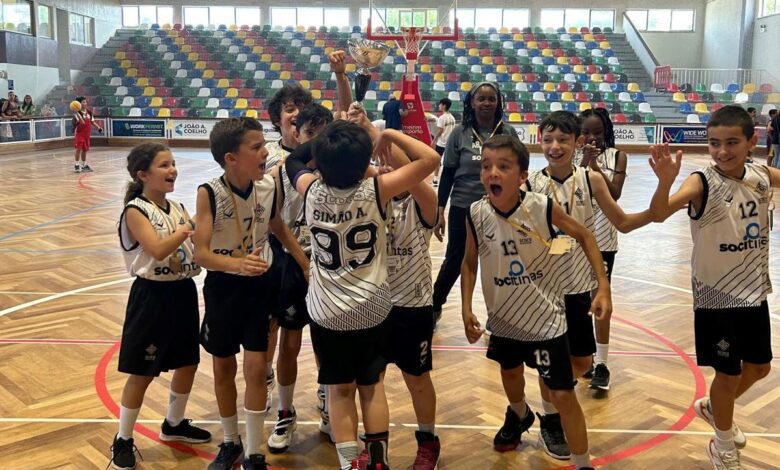 SCOCS Basquetebol: Cem Soldos Conquista Título Distrital de Santarém – BIG TWELVE (Sub12 Misto) bask 4843874669172027 6172772990758320755 n