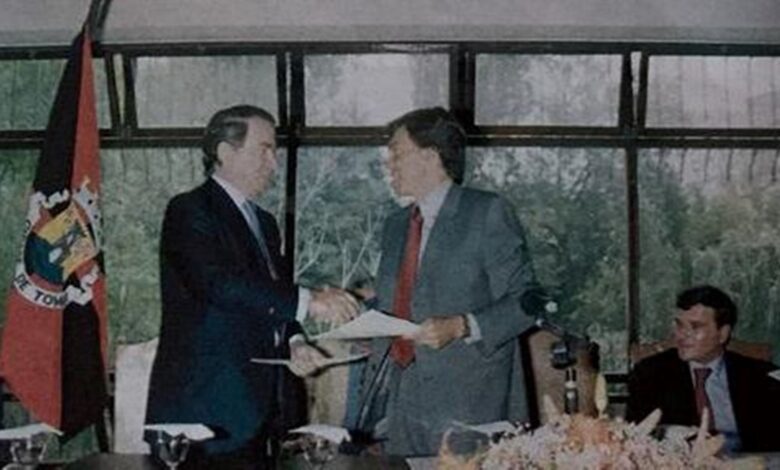 BES doou Lagares d’El Rei e moagem à câmara de Tomar há 25 anos Lagares 18 julho 2000 protocolo CMT BES 2712197510478123550 n