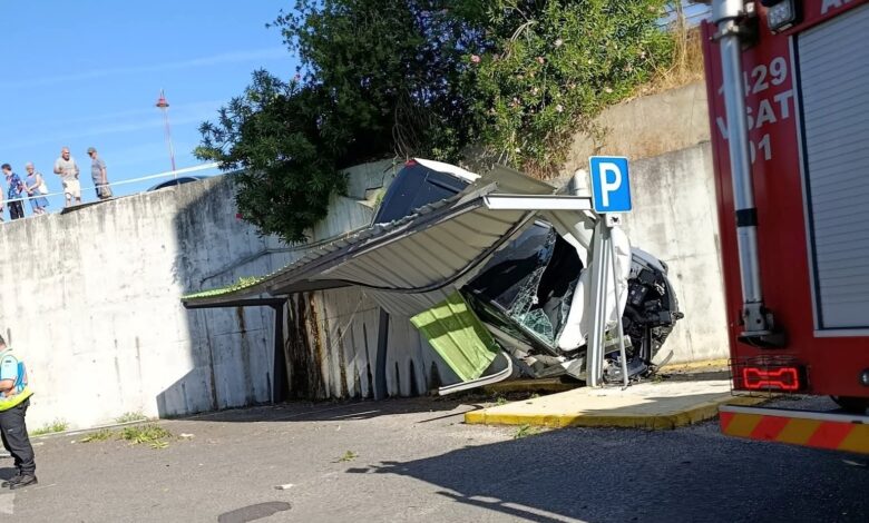 Despiste aparatoso em Abrantes (c/ fotos e vídeo) despiste 34377053626896 5317730852218620464 n