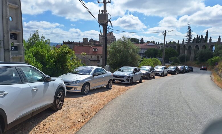 Estacionamento à volta do Convento de Cristo: salve-se quem puder estacionamento convento de cristo 20250712 105955