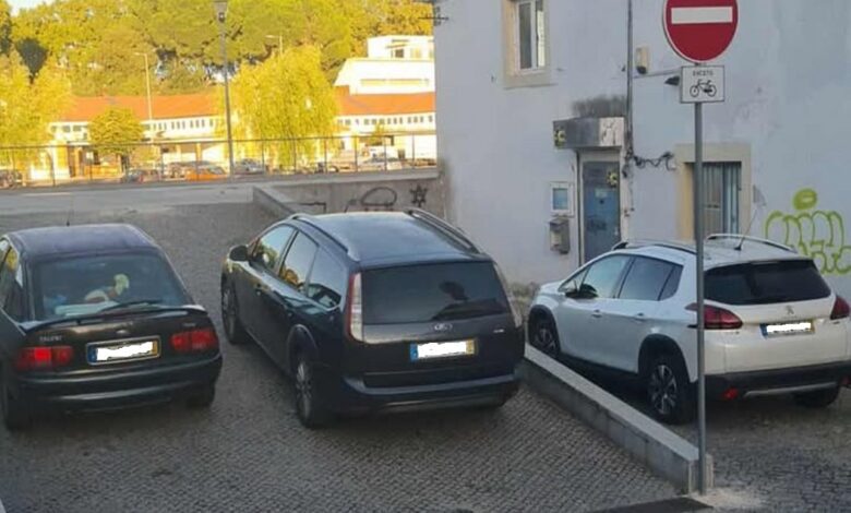 E o problema repete-se estac z 1513417743117840 1027394479943736004 n