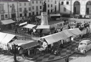 “Mercado da República” volta a designar-se “Mercado de 1900” mercado 1954 fototeca.422e3b62e12419257b04762eacd9a5a6