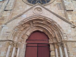 Igreja de Santa Maria do Olival: concluído o restauro do pórtico restauro portico 20250920 190011