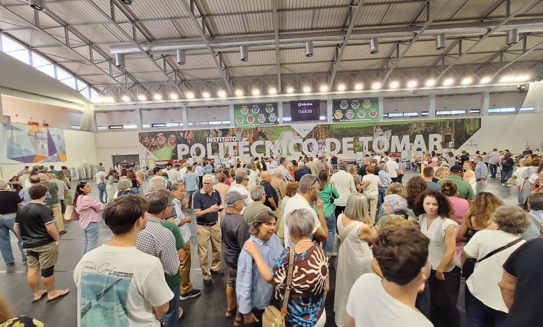 Eleições Autárquicas em Tomar: filas e mais filas (c/ fotos e vídeo) 20251012 114436