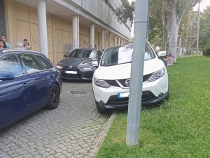 Em dia de eleições foi o vale-tudo no estacionamento em Tomar Messenger creation 97A26840 FCF3 4BA2 8464 F6A1478D903B