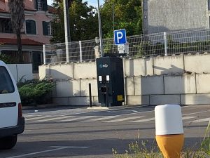 cabos carros eletricos 20251003 174247