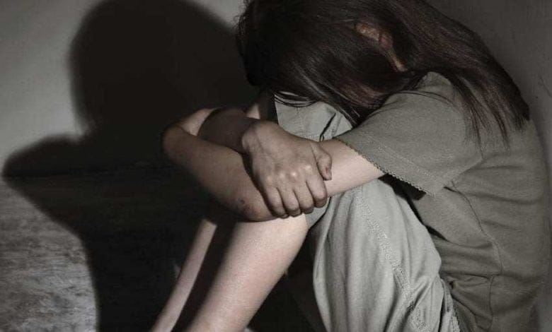 Jovem suspeito de abuso sexual de criança fica preso abuso sexual menor c