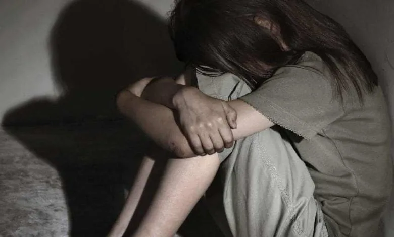 Sucateiro preso por abusar sexualmente da enteada abuso sexual menor c