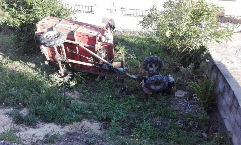 Despiste de trator provoca três feridos (c/ vídeo) acidente trator IMG 20190510 184250 Copy