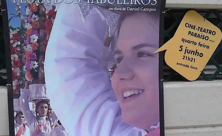 Filme sobre a festa dos Tabuleiros exibido no cineteatro 5 6 IMG 20190519 190016