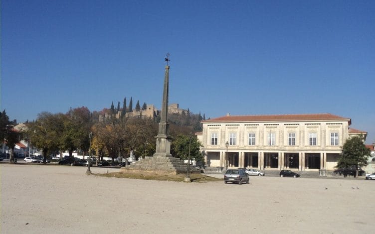 Tribunal de Tomar arquiva queixa contra “Tomar na Rede“ tribunal varzea grande DSC08069