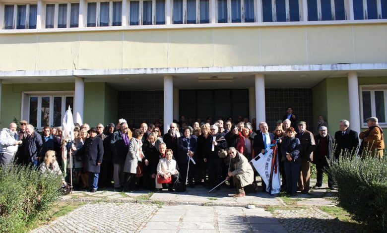 Antigos alunos do colégio voltam a reunir cna 150 194380031595440552 o