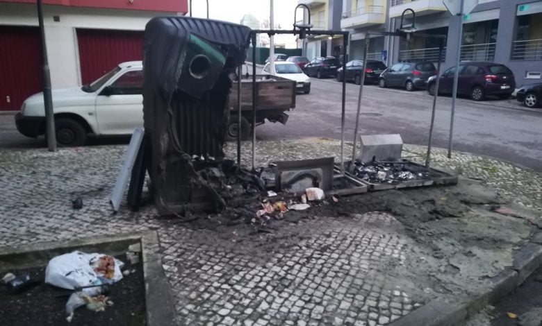Homem que incendiou ecopontos e carros fica preso IMG 20191217 074351