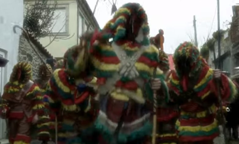 Aí está o videoclip dos Quinta do Bill sobre os caretos caretos quinta