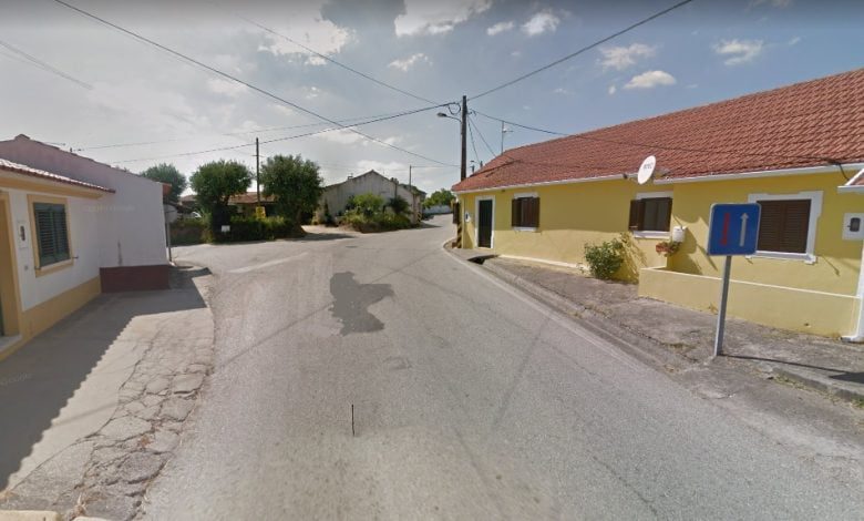Colisão provoca dois feridos ligeiros charneca do maxial