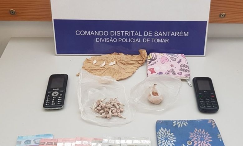 PSP apreende droga e detém um casal no Flecheiro psp flecheiro 69642552966449349 o