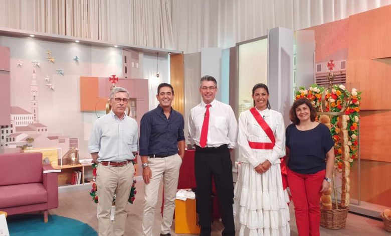 Festa dos Tabuleiros em destaque na SIC tabuleiros 94308034 n