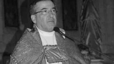 padre mario duarte 98482833829819 o Copia