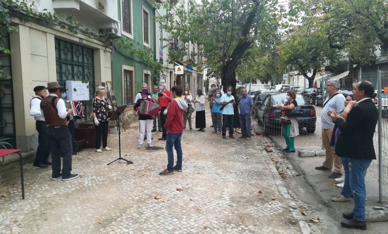 S. Pedro deu tréguas para a vindima da rua dos Arcos (c/ fotos e vídeo) IMG 20200918 182800