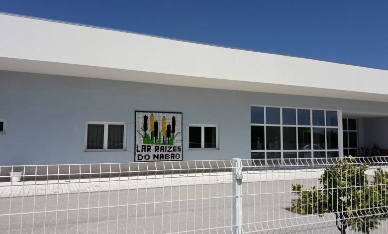 Presidente da Sociedade da Pedreira esclarece vacinação de dirigentes do lar lar pedreira 919049477285478400 o scaled 1