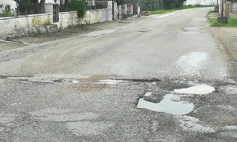 Estrada de Valdonas em péssimo estado e perigosa para peões valdonas 057 2710382077815390997 n