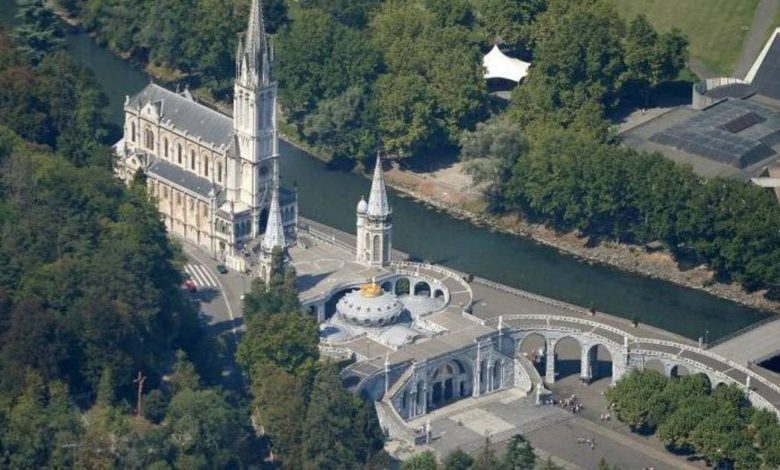 É assim em Lourdes (França) lourdes 2